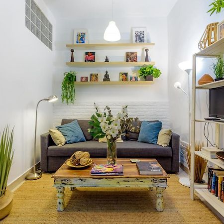 Stylish Loft At Chueca'S Heart Apartment Madrid Bagian luar foto