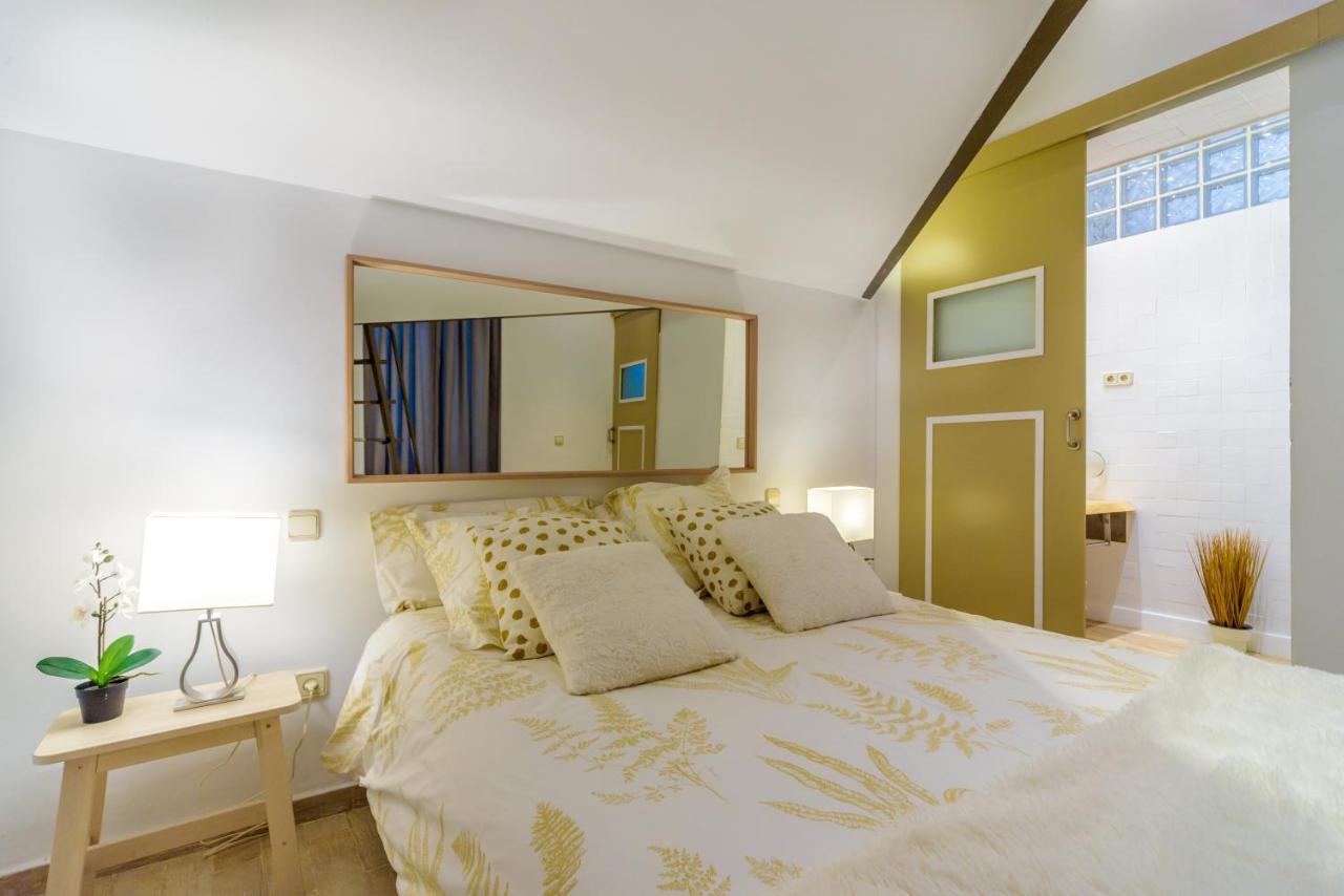 Stylish Loft At Chueca'S Heart Apartment Madrid Bagian luar foto