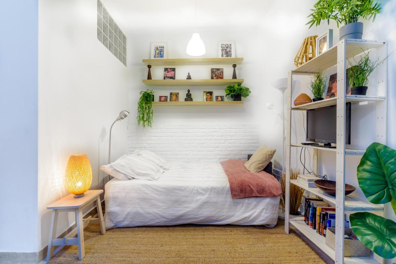Stylish Loft At Chueca'S Heart Apartment Madrid Bagian luar foto