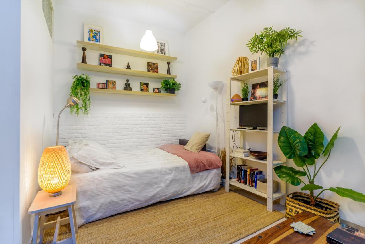 Stylish Loft At Chueca'S Heart Apartment Madrid Bagian luar foto