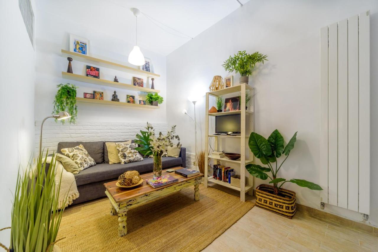 Stylish Loft At Chueca'S Heart Apartment Madrid Bagian luar foto